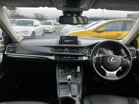 2015 Lexus CT 200 h - thumbnail 16