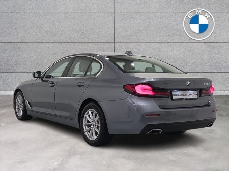 2022 BMW 5 Series 520d SE Saloon €37,950