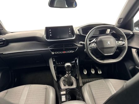 2023 Peugeot 2008 - thumbnail 8