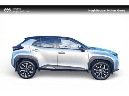 2024 Toyota Yaris Cross CROSS LUNA SPORT 4DR AUTO €30,950 thumbnail