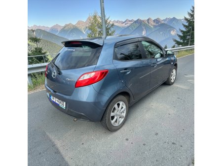 2014 Mazda Demio - thumbnail 2