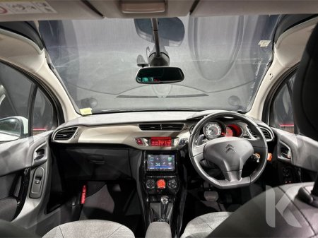 2017 Citroen C3 1.2L AUTOMATIC - ALLOY WHEELS - A/C CONTROLS - ALLOY WHEELS €10,450 thumbnail