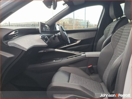 2025 Peugeot 3008 1.2 MHEV PureTech 136bhp eDCS6 Allure €38,900