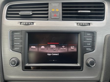 2016 Volkswagen Golf - thumbnail 13