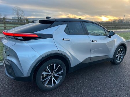2024 Toyota C-HR Hybrid Sport+ 4DR Auto €34,900 thumbnail