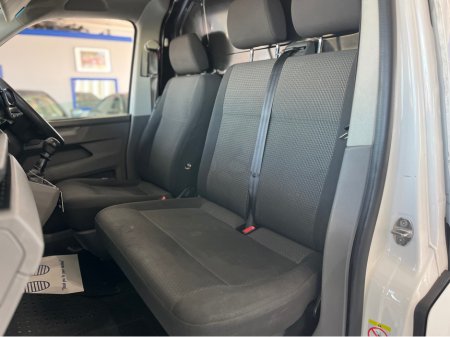 2021 Volkswagen Transporter - thumbnail 9