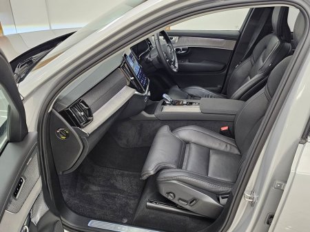 2025 Volvo XC90 ULTRA MODEL ! €85,950 thumbnail