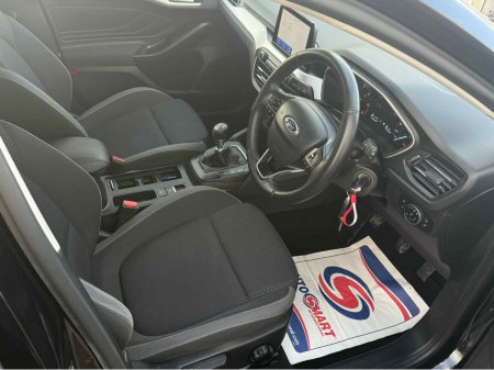 2018 Ford Focus 1.5 TDCI ZETEC 95PS 5DR €14,950 thumbnail