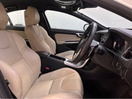 2016 Volvo S60 - thumbnail 36