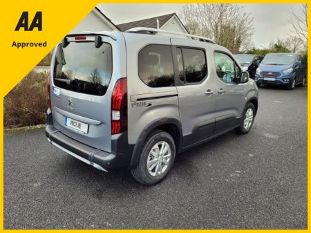 2022 Peugeot Rifter - thumbnail 8