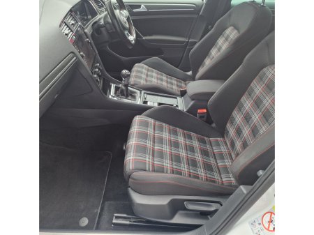 2017 Volkswagen Golf 2.0 TSI 3DR 230HP GTI €20,450 thumbnail