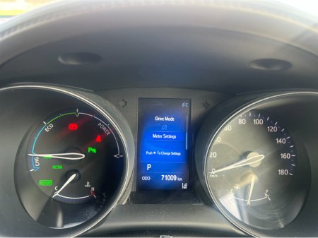 2018 Toyota C-HR 1.8 HYBRID AUTO LOW KM HIGH SPEC €18,750 thumbnail