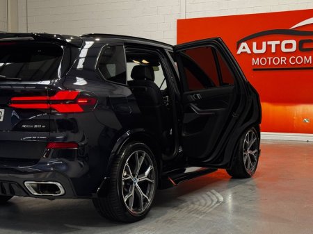 2023 BMW X5 XDRIVE50E M SPORT thumbnail