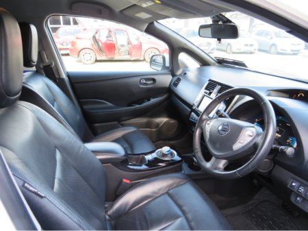 2014 Nissan Leaf - thumbnail 11
