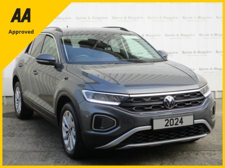 2024 Volkswagen T-Roc MATCH 1.0 TSI ONLY 9000 MILES AND IN SHOWROOM CONDITION. FULLY SERVICED  WITH 12 MONTHS WARRANTY AND 12 MONTHS AA COVER !!! €32,950
