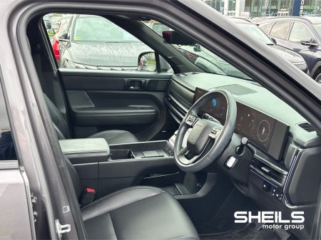 2024 Hyundai Santa Fe 1.6 PHEV 4WD Premium Calligraphy €58,950 thumbnail