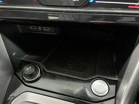 2025 Volkswagen T-Roc - thumbnail 25