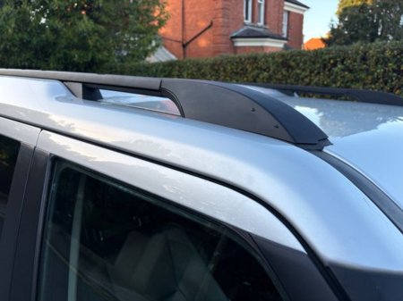 2013 Land Rover Discovery - thumbnail 9