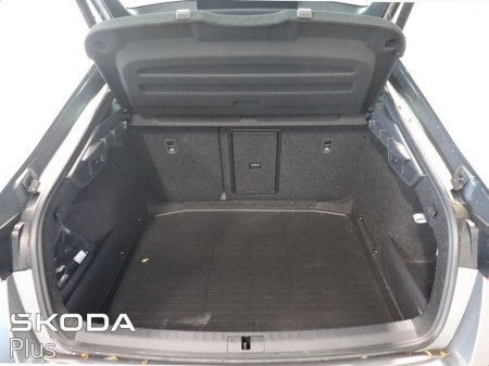 2025 Skoda Octavia - thumbnail 10