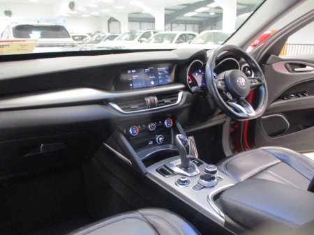 2021 Alfa Romeo Stelvio 2.2 JTD 190hp AWD Sprint €43,950 thumbnail