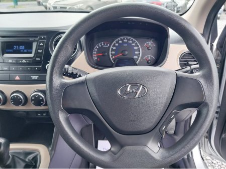 2015 Hyundai i10 - thumbnail 21