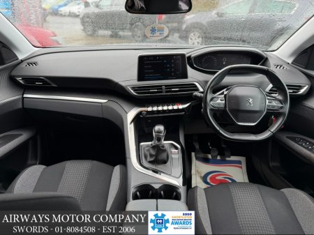 2019 Peugeot 3008 - thumbnail 3