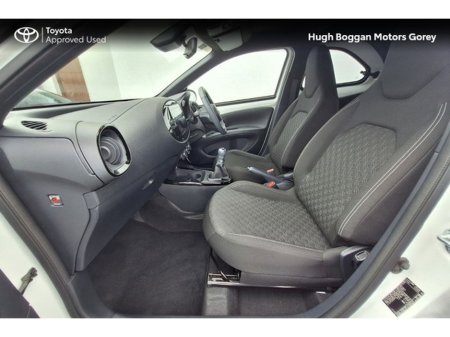 2025 Toyota Aygo X - thumbnail 6
