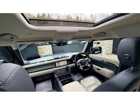 2021 Land Rover Defender - thumbnail 11