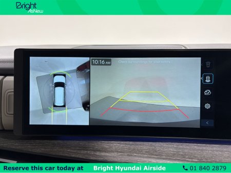 2025 Hyundai Santa Fe PHEV PREMIUM €64,950 thumbnail