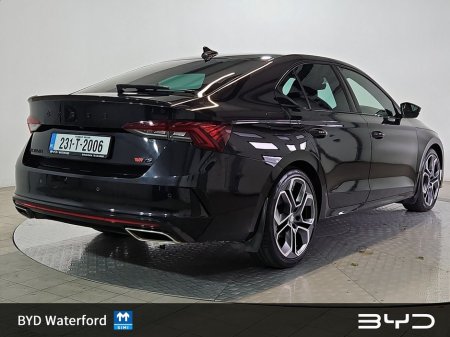 2023 Skoda Octavia RS 2.0TDI 200HP DSG - Dual Climate Control, Reverse Camera, Adaptive Cruise Control, Heated Seats & Steering Wheel, 19