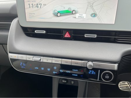 2022 Hyundai Ioniq 5 PREMIUM PLUS 73KWH EV //MASSIVE SPEC//BOSE SOUND SYSTEM//PANORAMIC GLASS ROOF//FULL LEATHER ELECTRIC HEATED/COOLED SEATS// €24,950 thumbnail