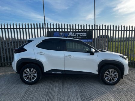 2021 Toyota Yaris Cross - thumbnail 6