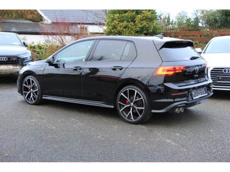 2022 Volkswagen Golf GTD 200Bhp DSG * Winter Pack €30,950 thumbnail