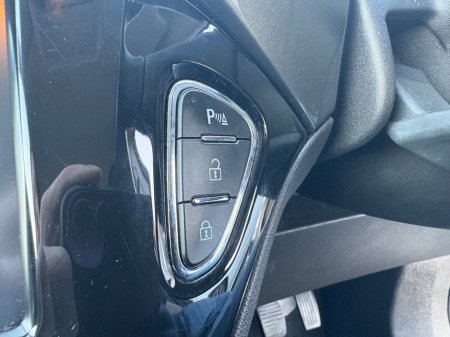 2016 Vauxhall Corsa - thumbnail 14