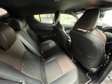 2018 Toyota C-HR - thumbnail 14