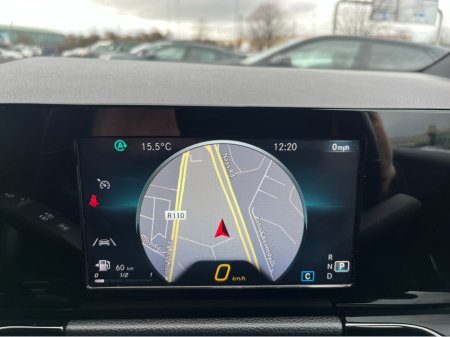 2019 Mercedes-Benz B Class B180 SPORT AUTOMATIC 1.3 PETROL //LOW MILES//HALF LEATHER SEATS//SAT NAV//REVERSE CAMERA// €20,950 thumbnail