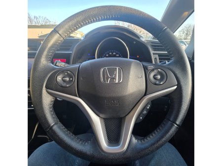 2016 Honda Fit - thumbnail 23