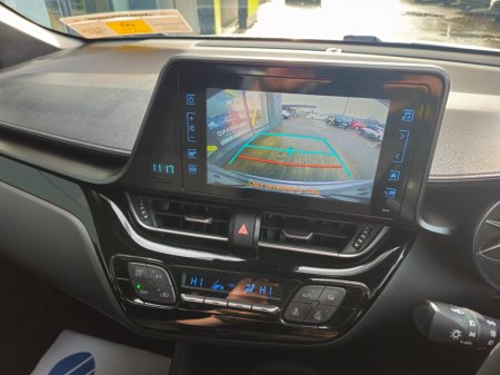 2018 Toyota C-HR 1.2 TURBO PETROL LUNA €17,250 thumbnail