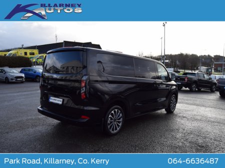 2026 Ford Tourneo Custom 2026 PHEV Tourneo Custom Limited 2.5 Auto thumbnail