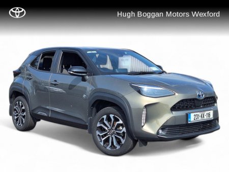 2023 Toyota Yaris Cross LUNA SPORT HYBRID