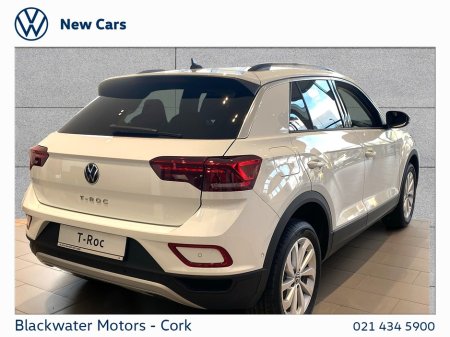 2025 Volkswagen T-Roc 2.0TDI 116BHP EDITION 75 €33,995 thumbnail