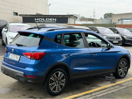 2023 SEAT Arona PARKING SENSORS..APPLE CARPLAY & ANDROID AUTO €17,950 thumbnail