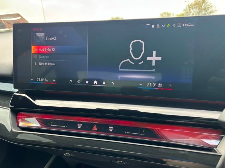 2025 BMW 5 Series 530e M Sport Auto €67,990 thumbnail