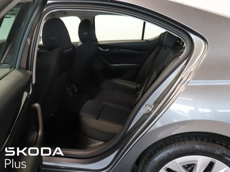 2025 Skoda Octavia - thumbnail 7