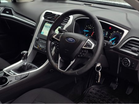 2017 Ford Mondeo - thumbnail 12