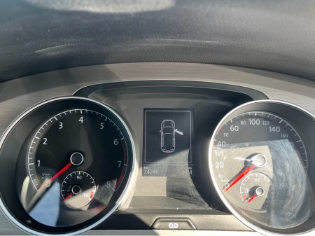 2017 Volkswagen Golf - thumbnail 7