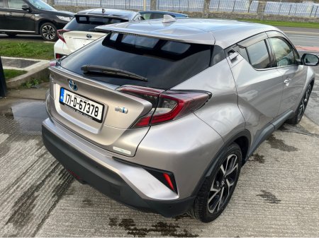 2017 Toyota C-HR - thumbnail 7