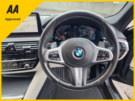 2021 BMW 5 Series 520D * M-SPORT * PERFORMANCE PACK €30,995 thumbnail