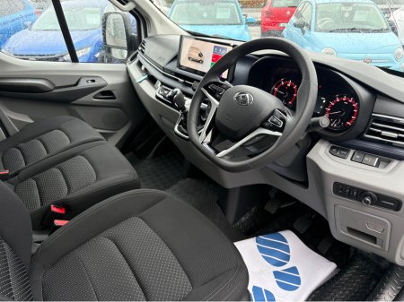 2025 Maxus Deliver 9 PV LH FWD LWB MR €26,950 thumbnail