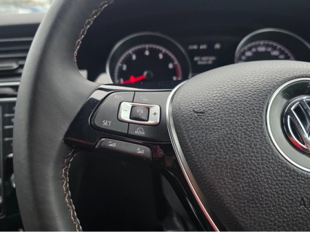 2015 Volkswagen Golf 1.4 TSI  AUTOMATIC - MILANO EDITION - HALF LEATHER HEATED SEAT - ALLOYS - LOW TAX BAND  - DRIVE MODE SELECTION - REVERCE CAMERA thumbnail
